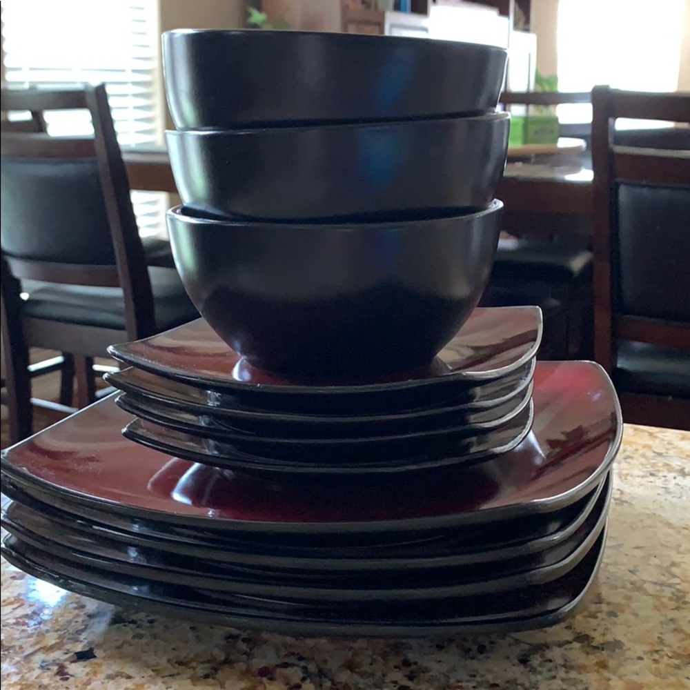 Modern Dish Set- SOLD
